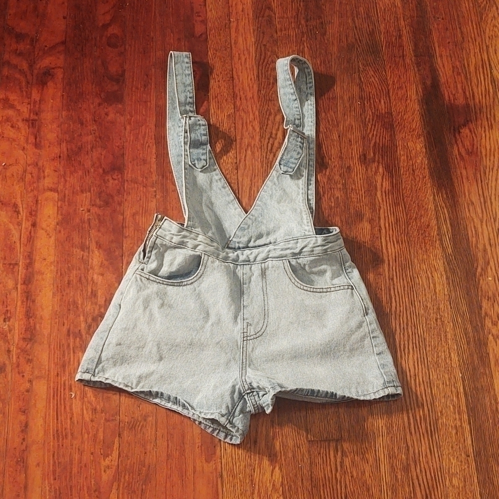 Mudd Light Wash Shortalls/Short Denim Overalls Sz S